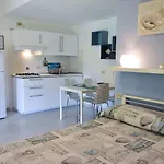 Pozzo Al Moro Village Aparthotel Marina di Campo