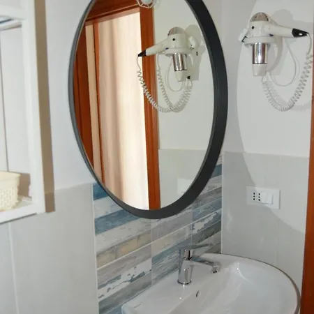 מלון דירות Pozzo Al Moro Village 3*