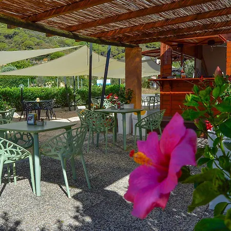 Pozzo Al Moro Village Aparthotel