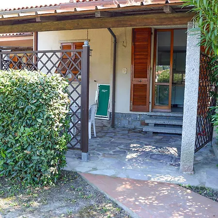 Pozzo Al Moro Village Aparthotel 3*