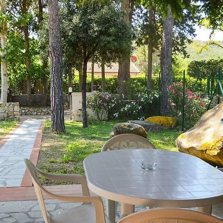 Pozzo Al Moro Village מלון דירות