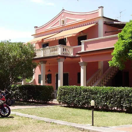 Pozzo Al Moro Village מלון דירות 3*