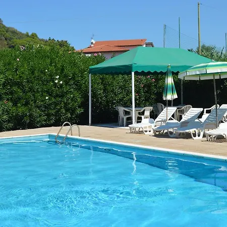 Pozzo Al Moro Village מלון דירות