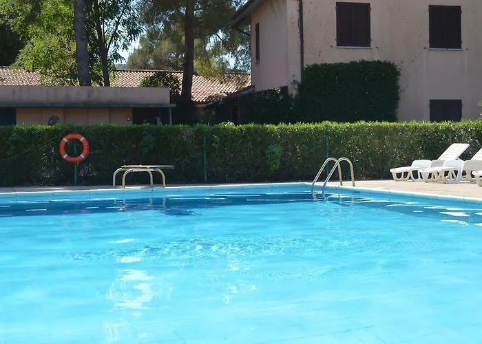 Pozzo Al Moro Village 3* مارينا دي كامبو